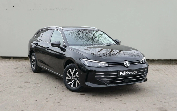 Volkswagen Passat cena 208590 przebieg: 8, rok produkcji 2024 z Olsztyn małe 379